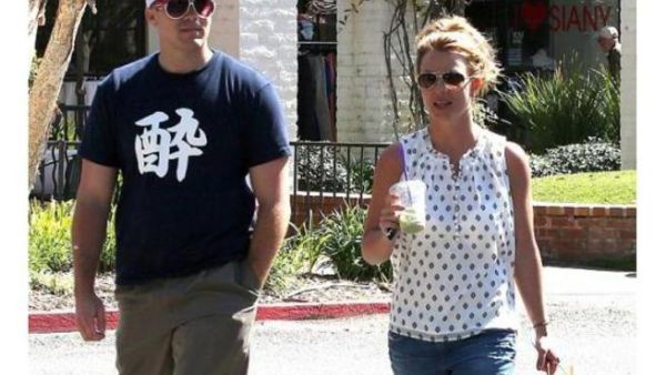 بريتني سبيرز وصديقها الجديد بريتني سبيرز وصديقها الجديد