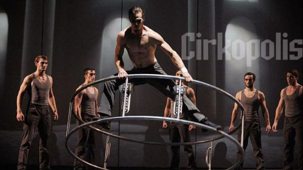 Cirque Eloize is in Dubai right now!