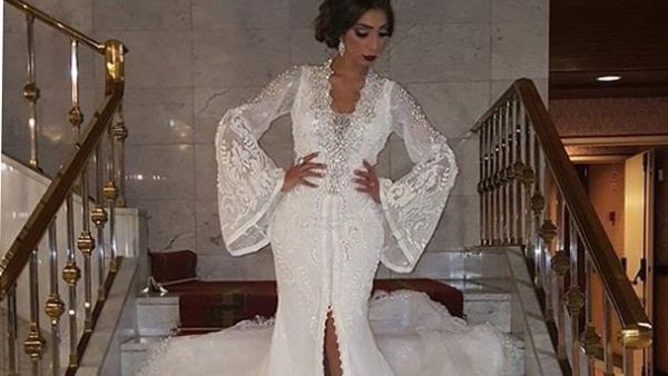 الفنانة المغربية دنيا بطمة