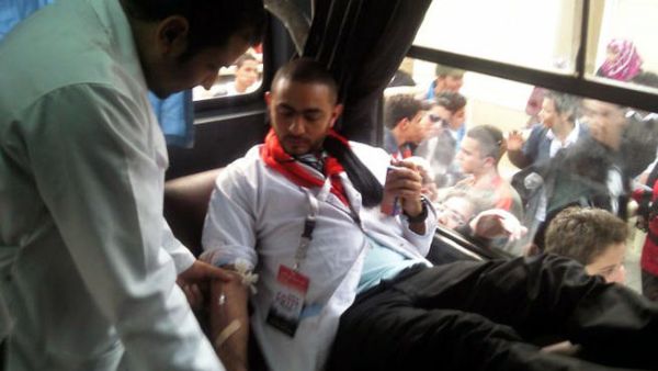 Tamer Hosny is one of the first donate his blood to those in urgent need (Image: Facebook)