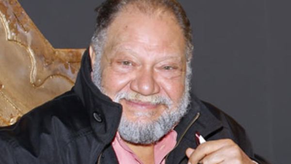 يحيى الفخراني ينجو من حريق (دهشة)