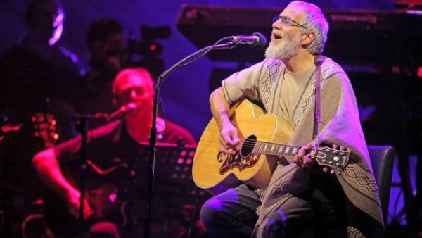 Yusuf Islam performing in Santiago recently (Image: Facebook)