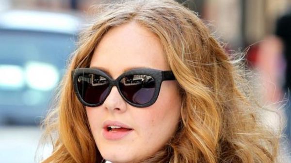 النجمة البريطانية أديل النجمة البريطانية أديل