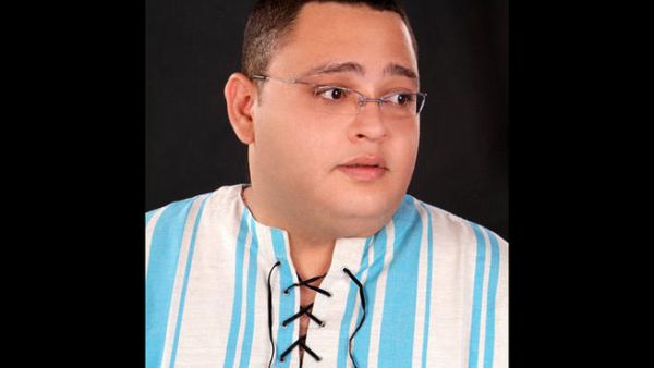Ahmed mourns his momma.