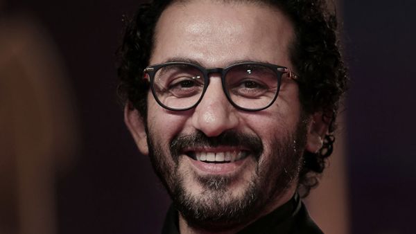 الفنان أحمد حلمي