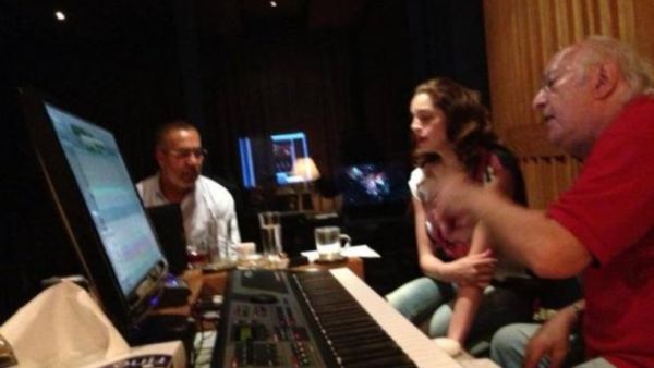 النجمة امال ماهر ستغني تتر مسلسل الداعية النجمة امال ماهر ستغني تتر مسلسل الداعية