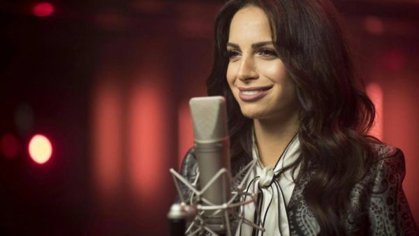 الفنانة المصرية آمال ماهر