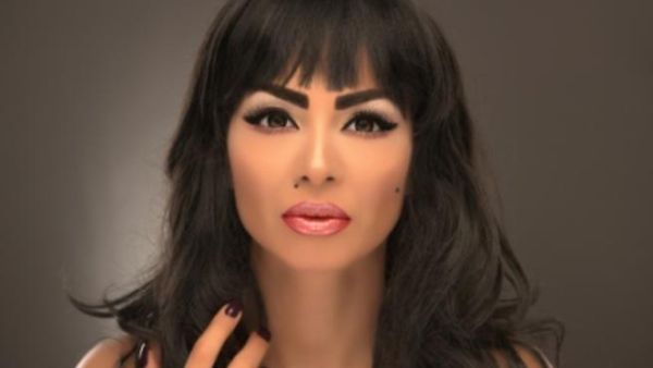 الفنانة دوللي شاهين