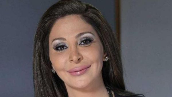 الفنانة اليسا