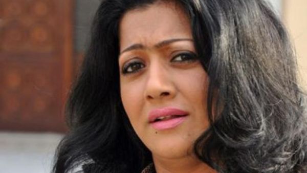 الفنانة فاطمة الحوسني