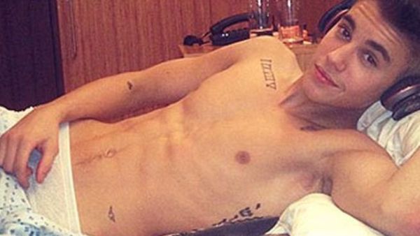 Is Justin Bieber too sexy and haram for Oman? Bieber will be flashing his famous chest in Dubai instead (photo: Instagram)
