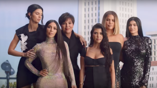 فتيات كارداشيان