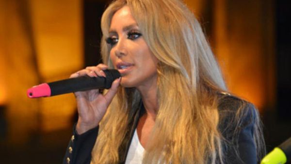 الفنانة مايا دياب 