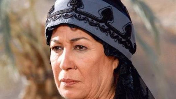 منى واصف