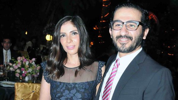 الفنانة منى زكي وزوجها الفنان أحمد حلمي