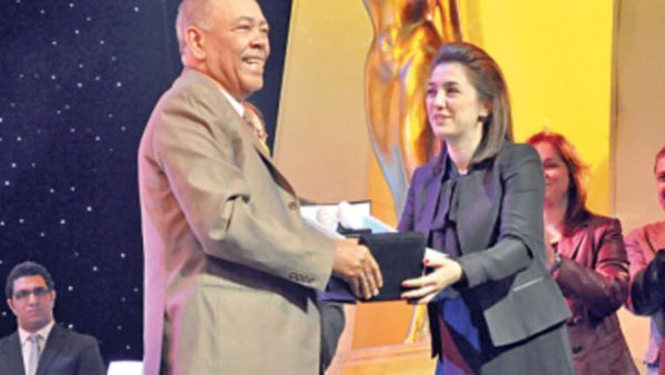 الفنان الكويتي سعد الفرج الفنان الكويتي سعد الفرج