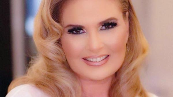 الفنانة المصرية يسرا