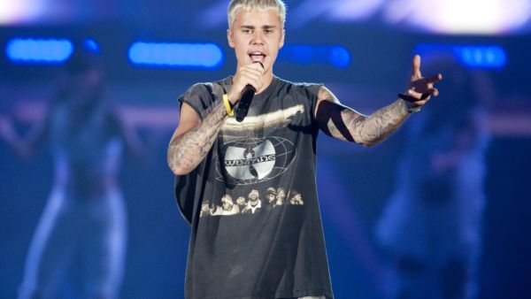 Justin Bieber performing. (Jack Fordyce / Shutterstock.com)