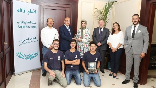 تمكن فريق "يوريكا" الذي يعتبر الفريق الأردني الأول في مجال الهندسة وتصميم الغواصات الآلية الذي يشارك في النسخة العالمية لهذه المسابقة، والذي تألف من خمسة طلاب، من مواجهة 39 فريقاً عالمياً ضمن فئة Rangers تمكن فريق "يوريكا" الذي يعتبر الفريق الأردني الأول في مجال الهندسة وتصميم الغواصات الآلية الذي يشارك في النسخة العالمية لهذه المسابقة، والذي تألف من خمسة طلاب، من مواجهة 39 فريقاً عالمياً ضمن فئة Rangers