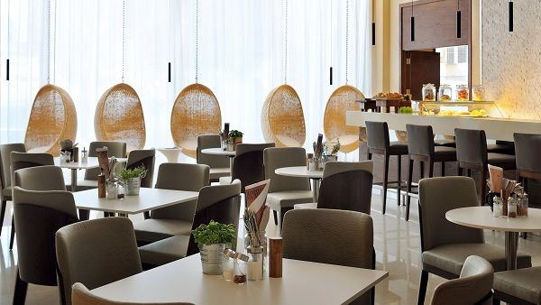 Fifth Street Cafe at Courtyard by Marriott World Trade Center, Abu Dhabi.