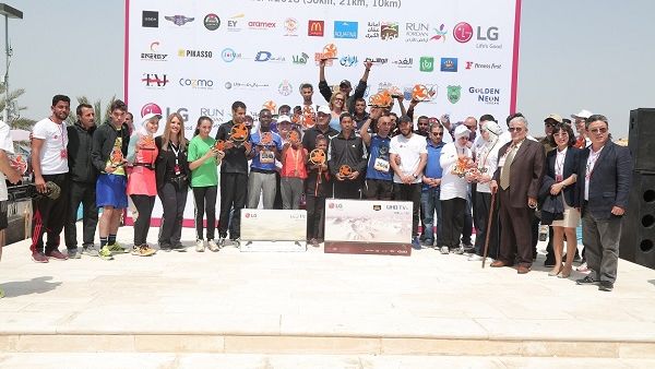 Group photo of the winners.