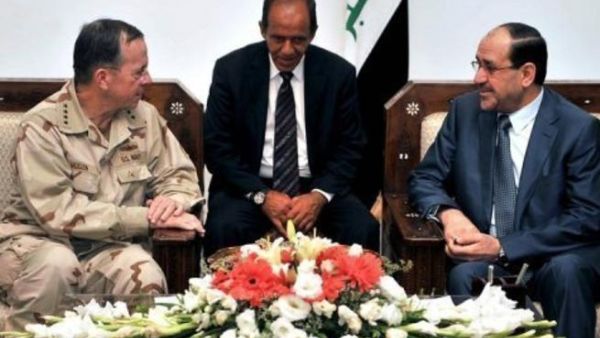 مولن خلال لقائه مع المالكي