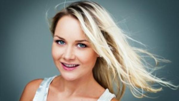 ركزي على ماكياج العيون