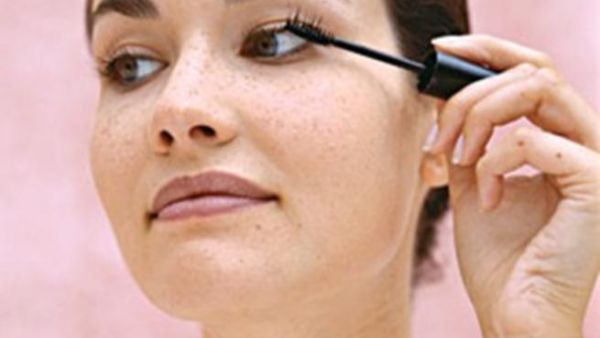 3 أسرار تجميل للعيون بالماكياج