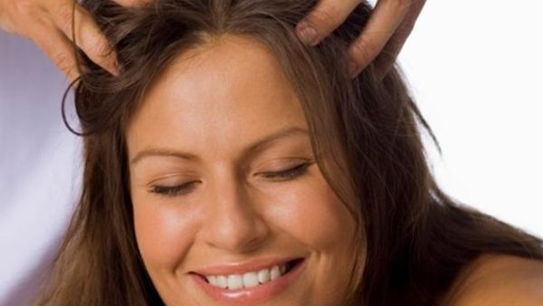التدليك افضل علاج لمشكلة ضعف الدورة الدموية في فروة الرأس