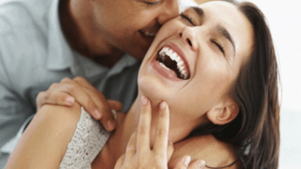 أهم الأسباب التي جعل المرأة أقل تفاعلاً مع الرَّجل.