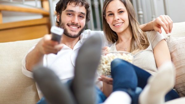 البرامج التي يتابعها الناس تهم بشكل أقل بكثير من الرأي العام إتجاه التلفاز
