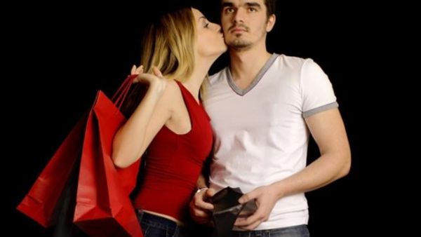 معظم النساء يبحثن عن رجل يعاملهن بطريقة جيدة ويلتزم معهن
