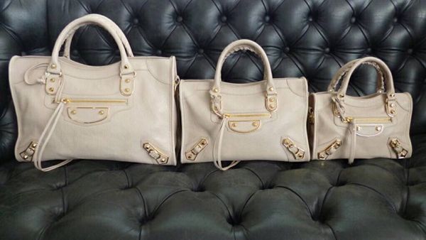 حقائب بالنسياغا فخامة وجودة وحرفية عالية