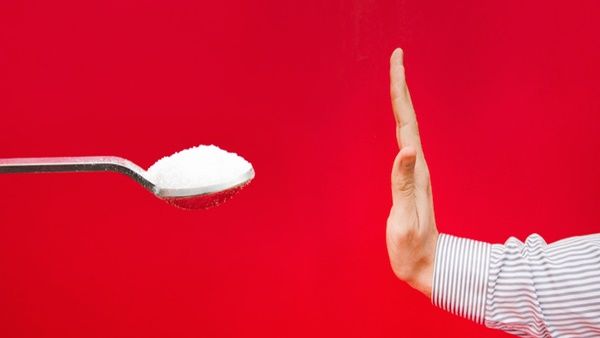 يجب استشارة الطبيب وعمل فحوص دم منتظمة 