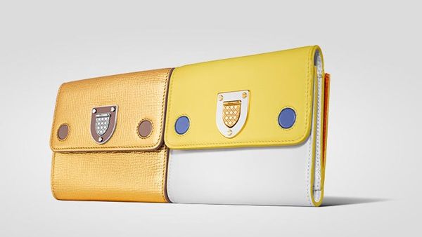 أحدث إصدارات المحافظ الصغيرة من ديور