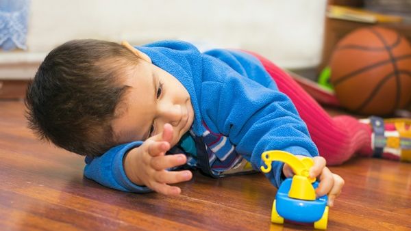 أظهر الأطفال الذين تعرضوا للمسكنات لفترة طويلة ضعفا في الانتباه واندفاعا