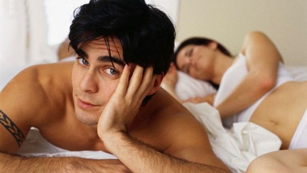 تعرفي على الأسباب التي تجعل الرجل يتجنب الجنس