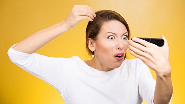خلطات طبيعية لشعر اقل بياضا خلطات طبيعية لشعر اقل بياضا