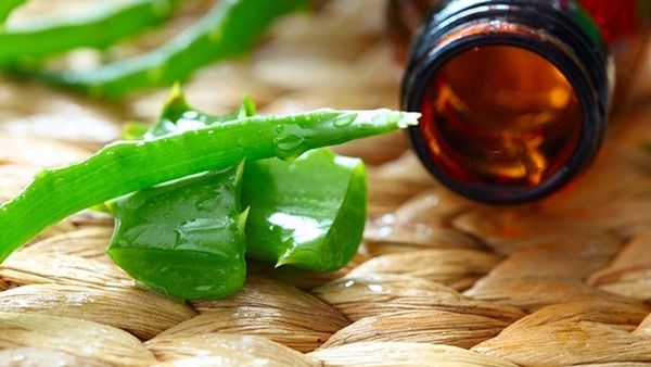 اصنعيه بنفسك: زيت الصبار لعلاج تساقط الشعر 