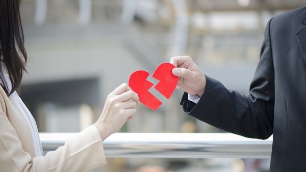الوساطة هي التفاهم الودي على الانفصال الوساطة هي التفاهم الودي على الانفصال