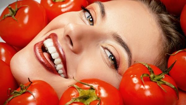 6  فوائد مذهلة للطماطم للبشرة