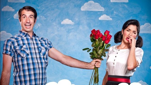بعض الرجال لديهم سحر وجاذبية طبيعية لا تقاومه النساء. وهناك الذي تنفر منه النساء 