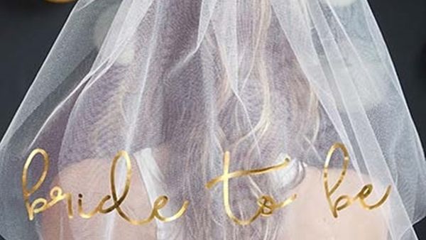 الالتزام بروتين يومي للعناية بالبشرة والشعر سيحدث فرقا كبيرا