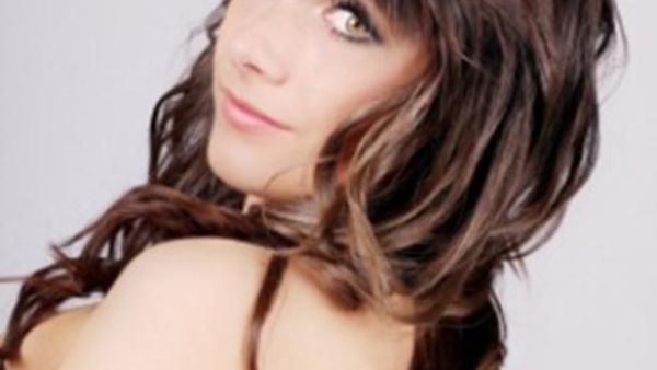 3 منتجات عملية لتغذية الشعر في الشتاء