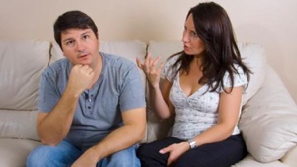 الرجال لا يحبون أن يتابعهم أحد بالطلبات وخاصة بأسلوب الالحاح الحثيث 
