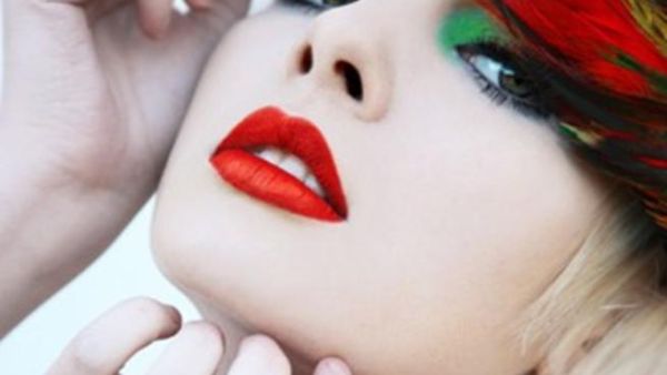 صورة تعبيرية لماكياج مثالي 