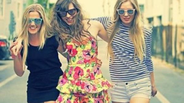 استطلاع: 1 من 8 نساء فقط يعتبرن أنفسهن جذابات