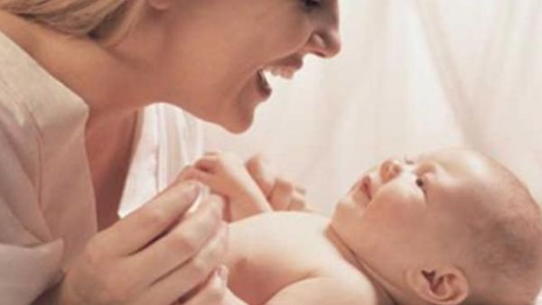 7 حقائق مدهشة لا تعرفها الأم عن مولودها الجديد