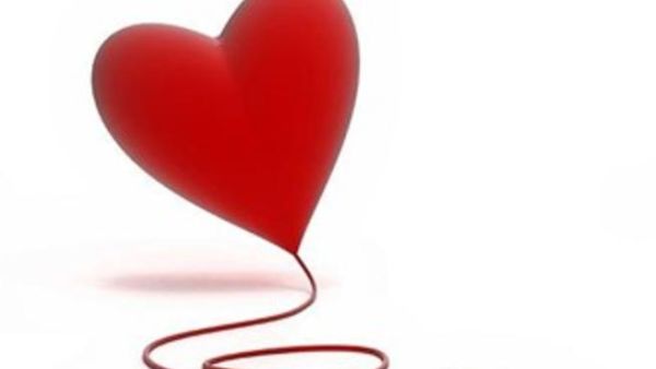  المواعدة على الانترنت أو الهاتف يمكن أن تساعدك في العثور على أشخاص مناسبين