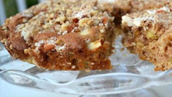 كيكة التفاح  كيكة التفاح